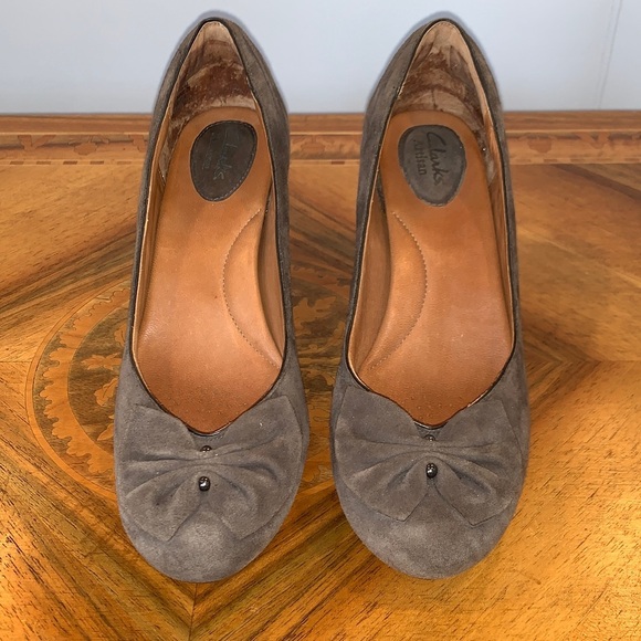 Clarks Artisan Society Ball Suede Pumps Taupe Women’s Size 8W (wide) - Picture 6 of 16